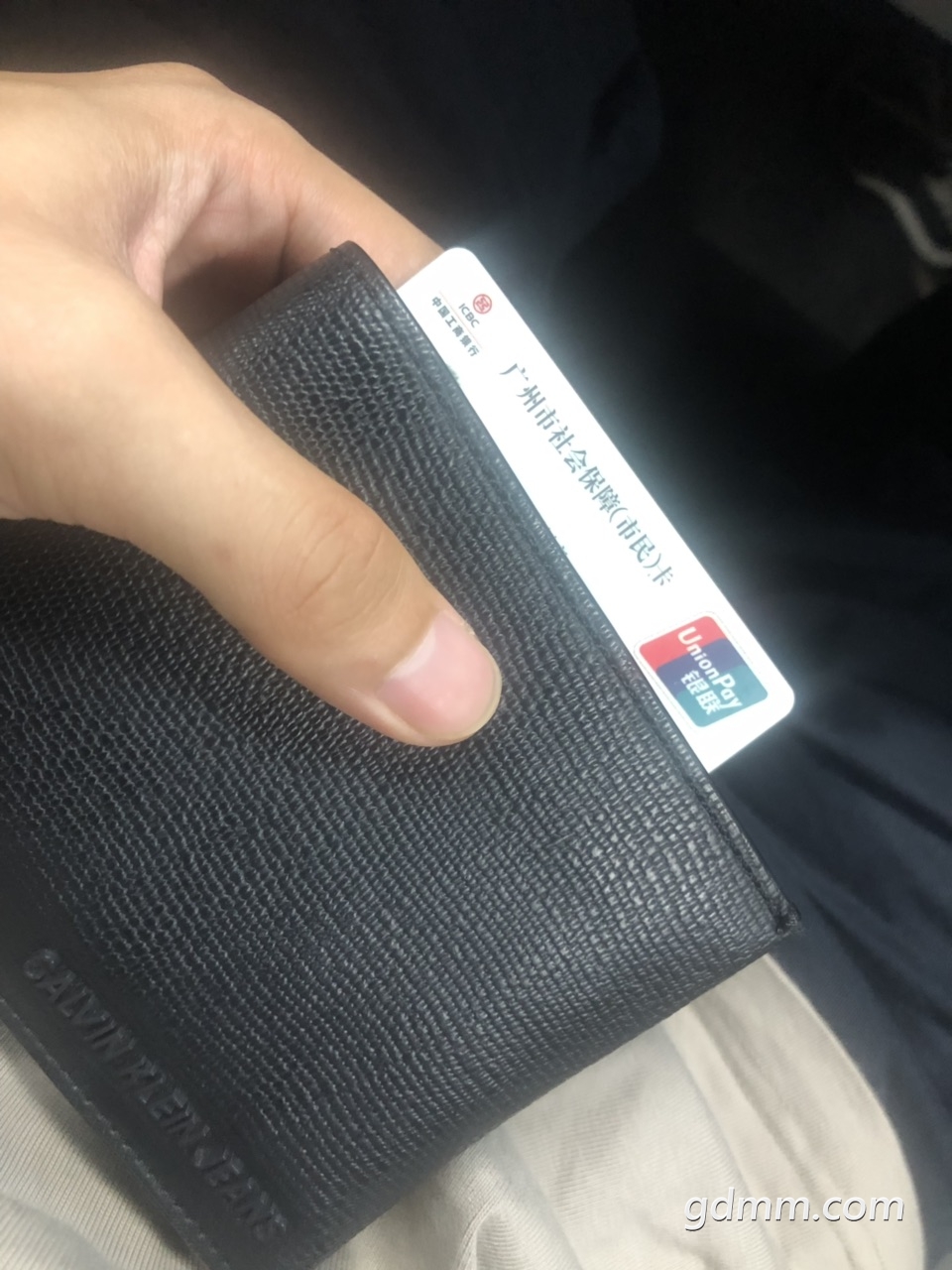 最新求一个套医保卡的黄牛2021方法分析(最方便真实的医保卡可以套现吗黄牛弄方法)